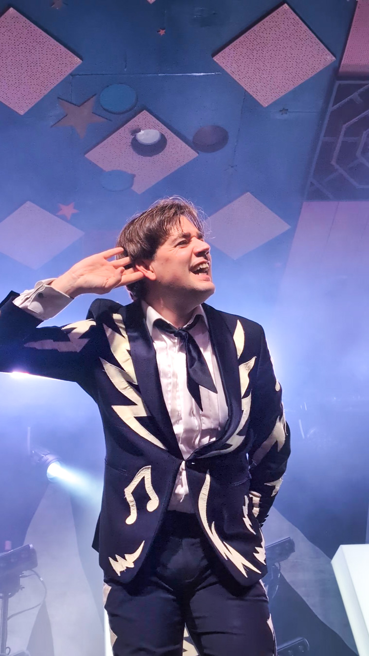 Pelle Almqvist The Hives Barrowland