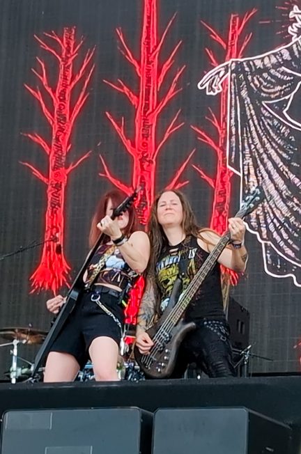 Morgan Lander and Ivana Vujic on stage with Kittie at Hellfest
