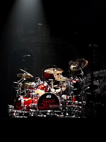Glen Sobel on drums at Alice Cooper show in Bordeaux 2019