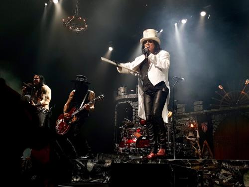 Alice Cooper Chuck Garric Tommy Henriksen Bordeaux Arkea Arena concert 2019