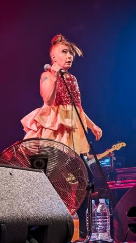 Kathleen Hanna on stage in Bordeaux 2024