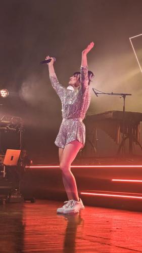 Zoe Colotis on stage with Caravan Palace in Bordeaux 2024