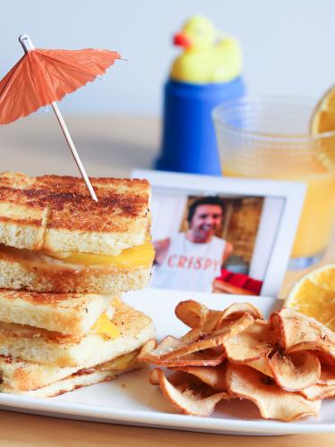 Mango grilled cheese trompe l'oeil sandwiches with crispy apple chips