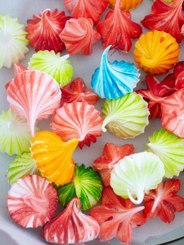 Colorful meringues