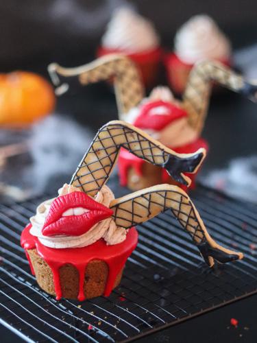 Rocky Horror Picture Show Sweet Transvestite Pumpkin Cupcakes 12