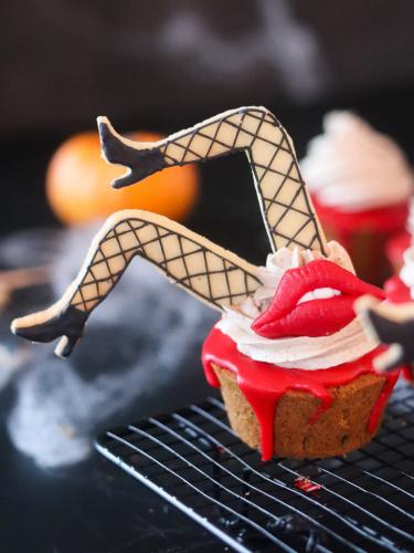 Rocky Horror Picture Show Sweet Transvestite Pumpkin Cupcakes 14