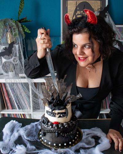 Siouxsie Halloween cake 7