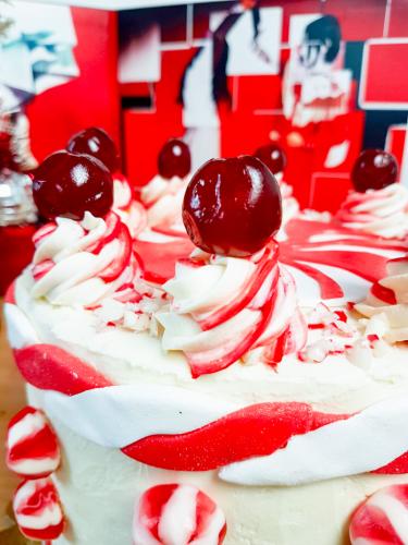 The White Stripes inspired red velvet layer cake peppermint swirl cream detail
